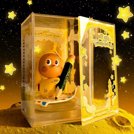 POP MART Twinkle Acrylic Display Case, 12x12x19cm Dustproof
