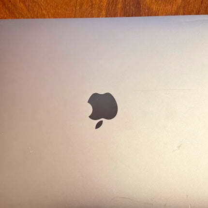 [Pre-Owned] Apple 2020 MacBook Pro 13" with Cosmetic Issues (A2251) | Intel Core i7 2.3GHz | 16GB RAM | 512GB SSD